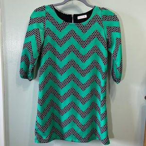Pomelo Women’s Green and Black Chevron Print Blouse #226